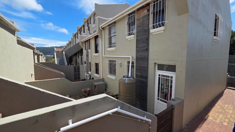 3 Bedroom Property for Sale in Zonnebloem Western Cape